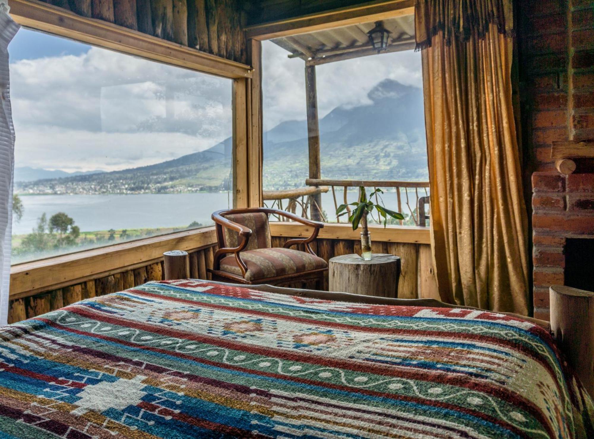 Cabanas Y Glampings Balcon Del Lago Otavalo Esterno foto